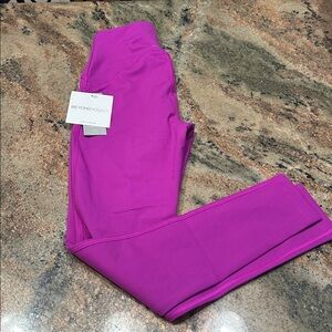 Beyond yoga High Waisted hot pink workout yoga pants leggings size small